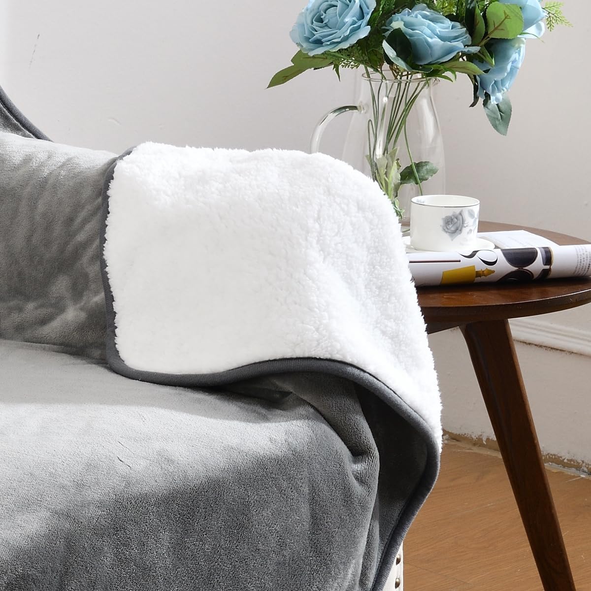Solid Color Pet Blanket Cozy P - đánh giá và giá Pet Beds