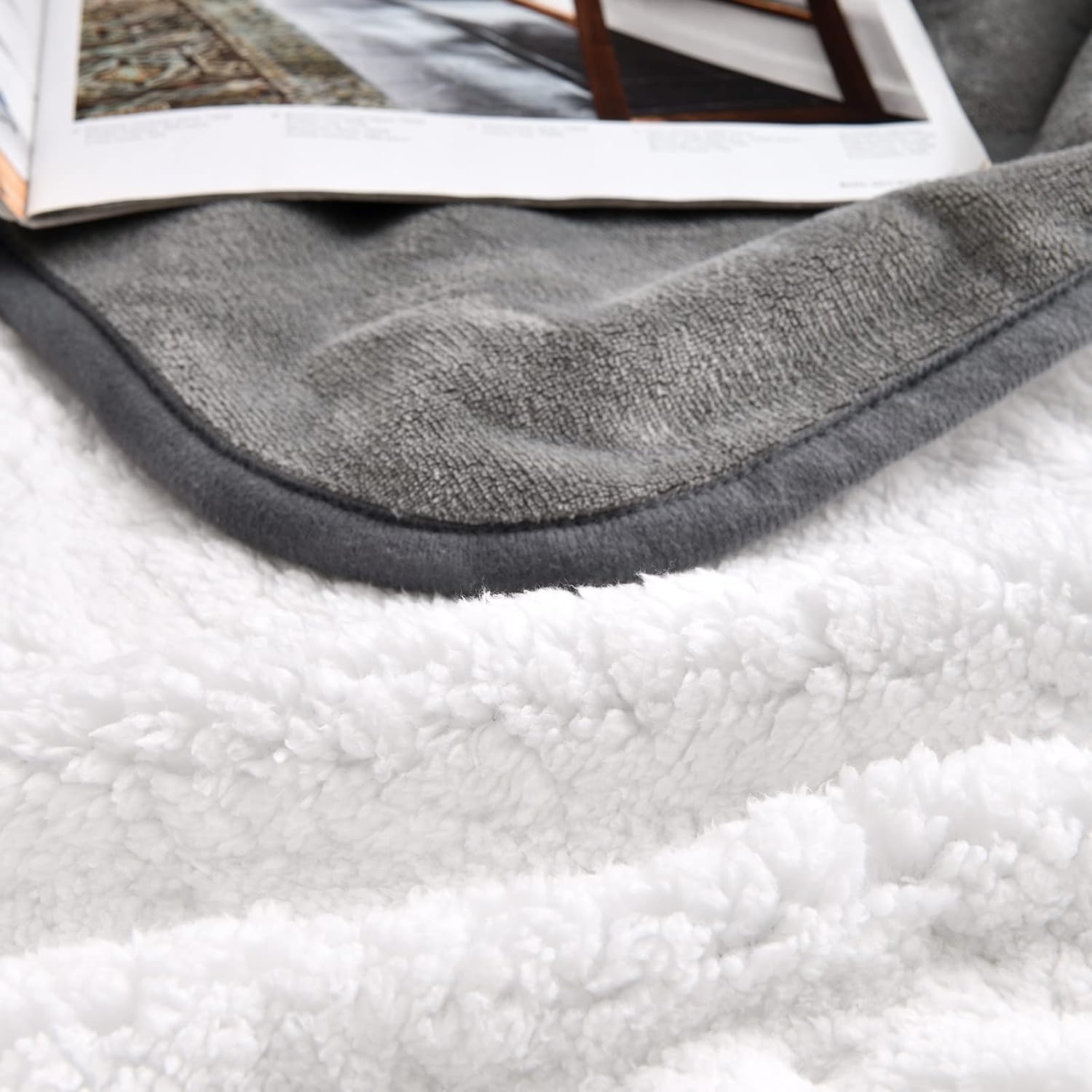 Solid Color Pet Blanket Cozy P - đánh giá và giá Pet Beds